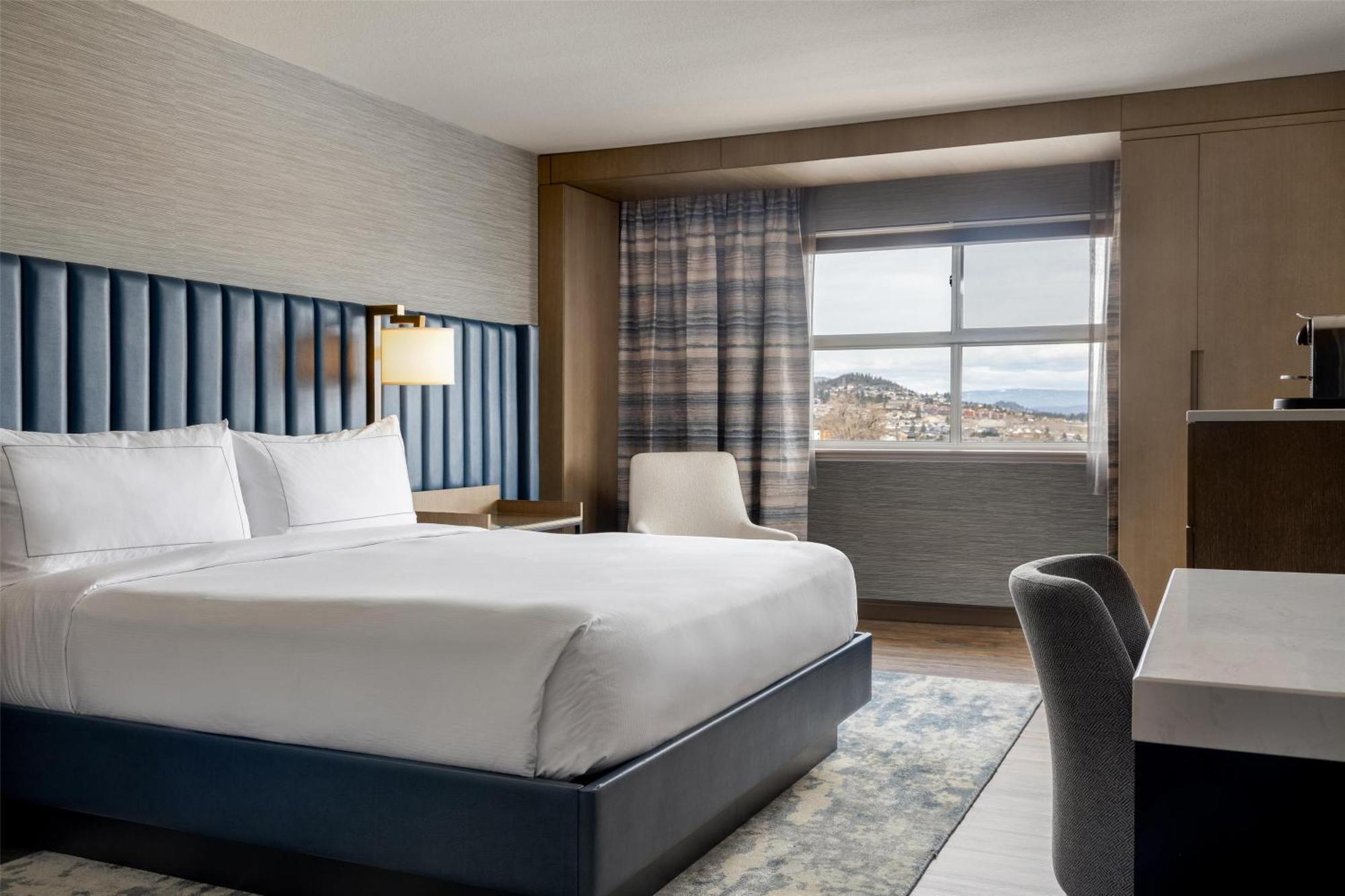 Doubletree By Hilton West Kelowna Ngoại thất bức ảnh