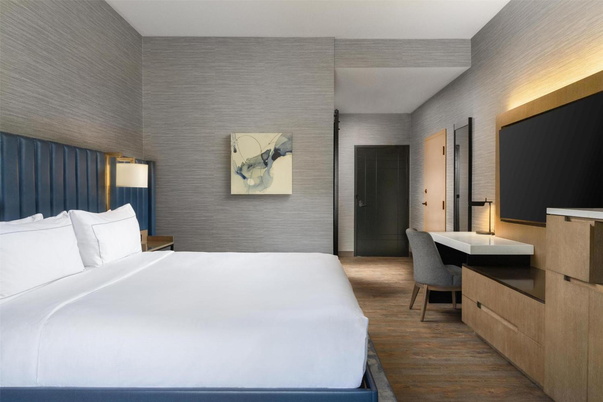 Doubletree By Hilton West Kelowna Ngoại thất bức ảnh